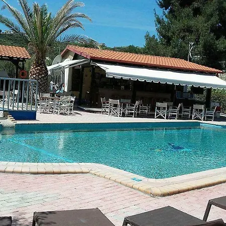 Bella Grecia Aparthotel Hanioti