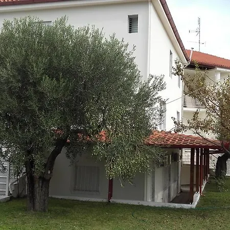 Bella Grecia Ξενοδοχείο με διαμερίσματα *